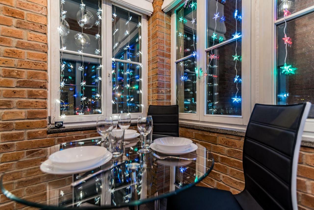 Merkela Design Apartment With Park View Riga Extérieur photo